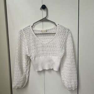 Cropped balloon sleeve white knit top